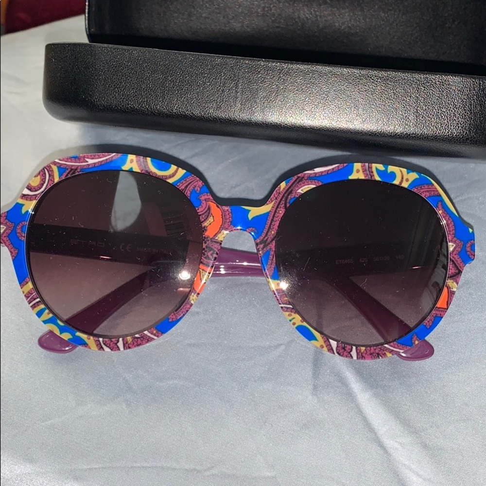 NWT ETRO Blue Paisley Sunglasses w/case